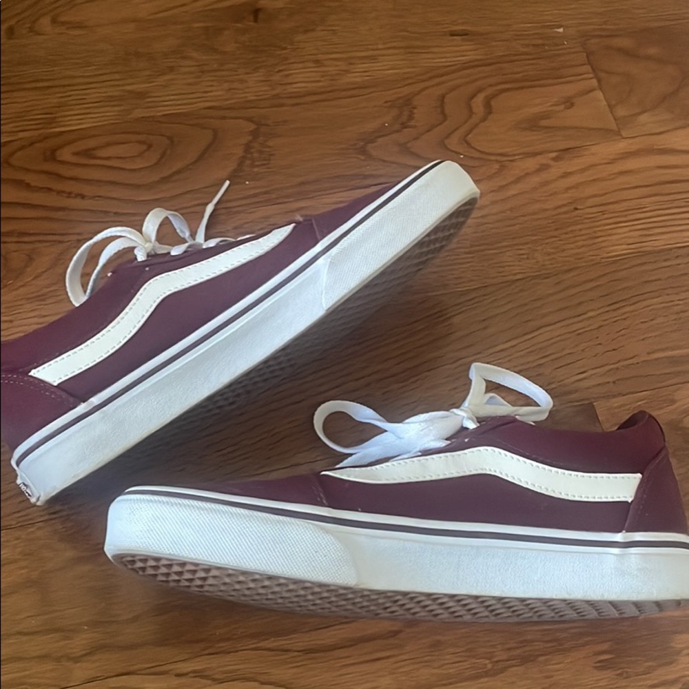 Size 9 maroon vans